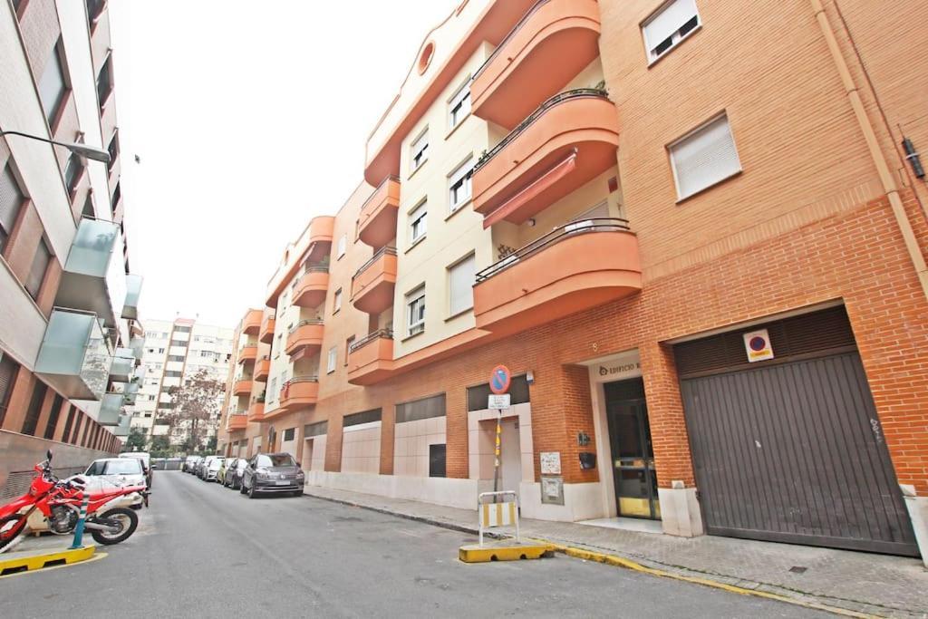 Sevilla Clasica: Amigos Y Familia. Parking Gratis! Sevilha Exterior foto
